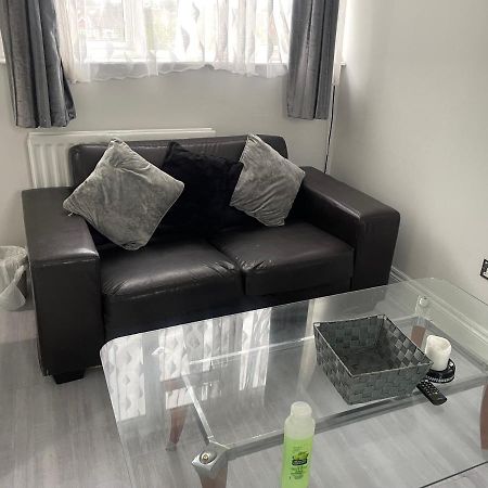 Newly Renovated Studio In Acton Londres Exterior foto