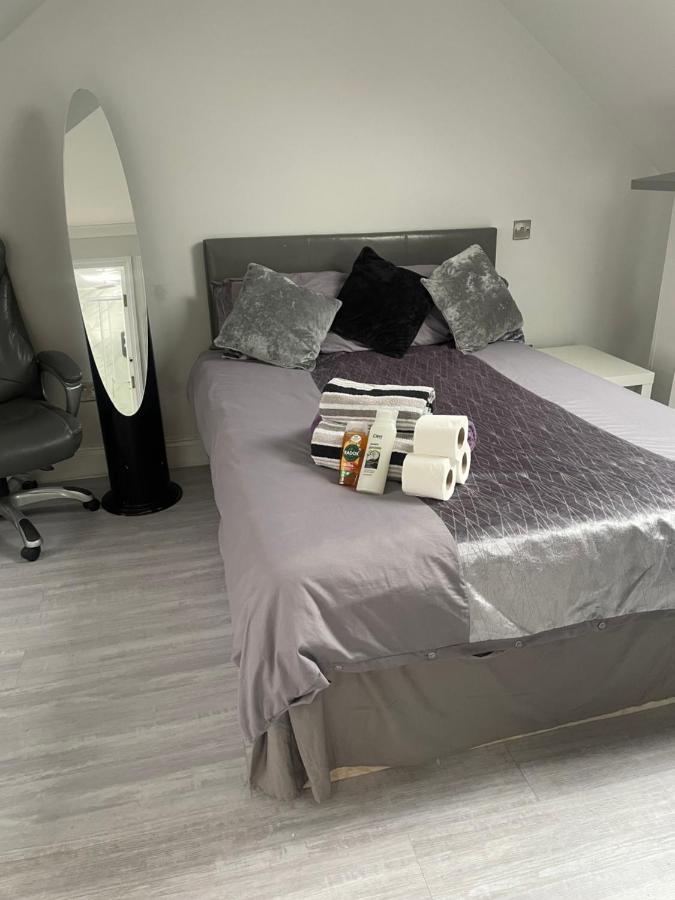 Newly Renovated Studio In Acton Londres Exterior foto
